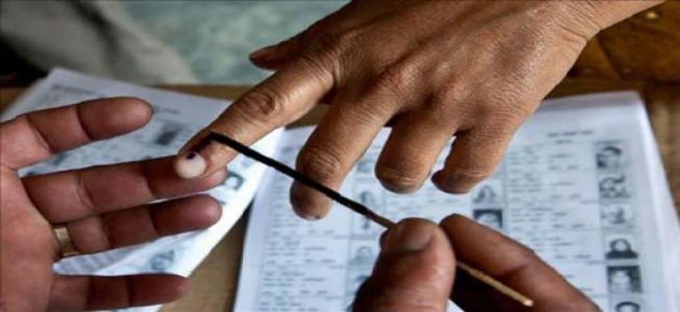 मप्र में 230 और मिजोरम में 40 सीटों के लिए मतदान शुरू, तीन नक्सल प्रभावित क्षेत्रों में किए गए चाक चौबंद सुरक्षा व्यवस्था