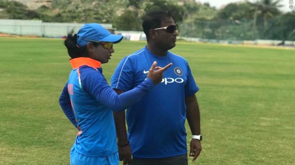 महिला क्रिकेट टीम के कोच रमेश पोवार का कार्यकाल खत्म, बीसीसीआई नए कोच की करेगा तलाश