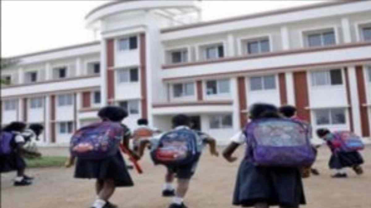 MP School Open: कल से खुलेंगे राजधानी समेत कई जिलों के स्कूल, भोपाल में सुबह 9.30 बजे से लगेंगी कक्षाएं, DEO ने जारी किया आदेश