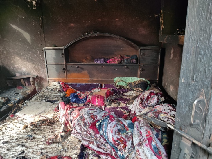 Rajasthan Breaking: हेरोइन बेचने से मना करने पर परिवार को पेट्रोल छिड़कर घर में जिंदा जलाया, बेटे की मौत, पति-पत्नी की हालत गंभीर