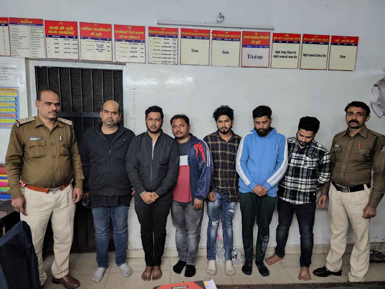 रेलवे में दो करोड़ का गबन : शासकीय राशि को डकारने वाले कार्यालय अधीक्षक पालीवाल समेत 6 आरोपी गिरफ्तार, सट्टे की लत ने पहुंचाया हवालात