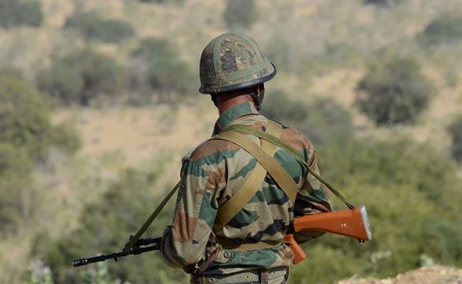 Rajasthan News: सेना का अधिकारी बनकर सोशल मीडिया में ठगी करने वाले दो युवक गिरफ्तार, वर्दी वाली फोटो डालकर ऐसे फंसाते थे लोगों को