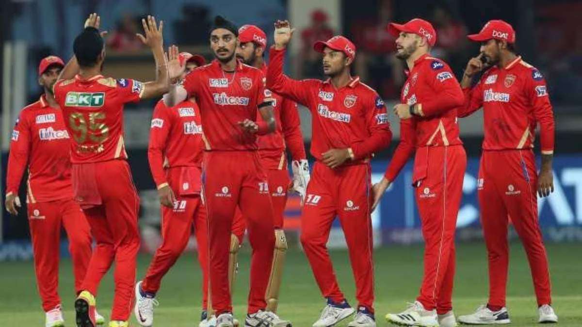 IPL 2023: Punjab Kings को KKR के खिलाफ मैच से पहले लगा झटका, टीम का धाकड़ ऑलराउंडर नहीं खेल पाएगा मैच…
