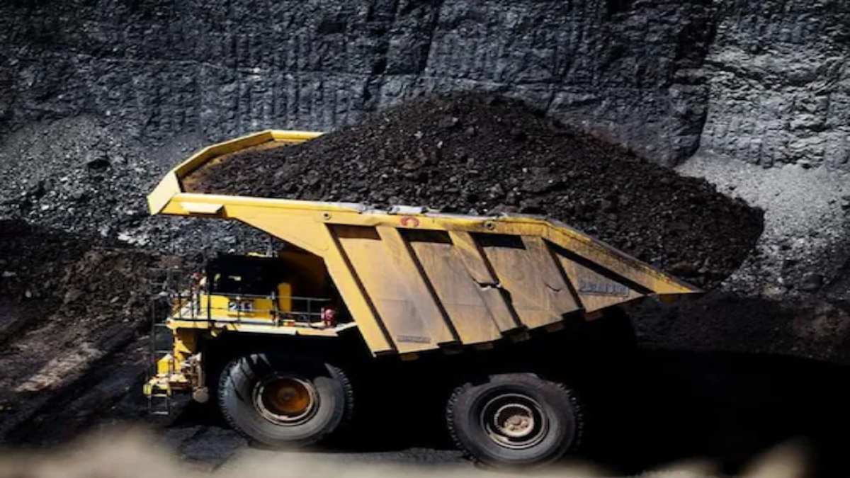 Three Death in Coal Mine: अवैध खनन के दौरान धंसी खदान, 3 की मौत और कई जख्मी