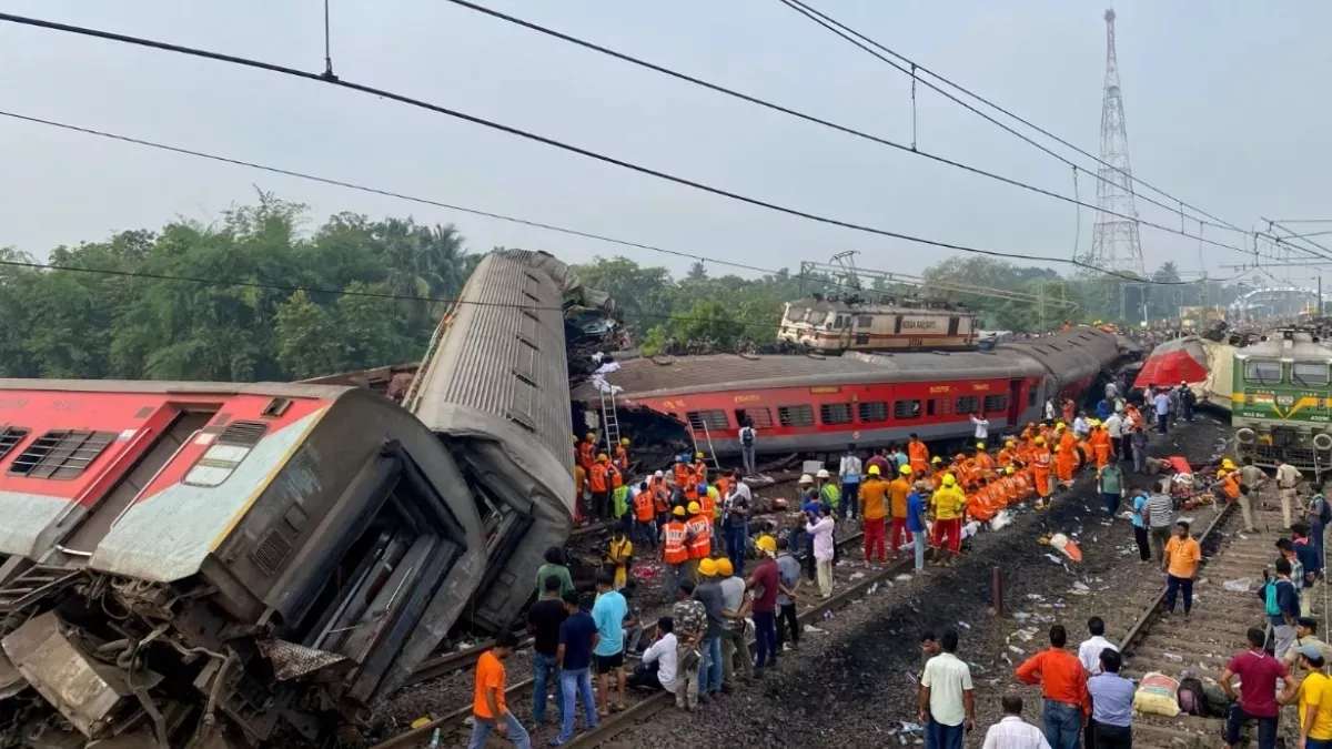 Odisha Train Accident: मृत और इलाजरत लोगों की फोटो जारी, रेलवे ने की शिनाख्‍त की अपील, इन लिंक में क्लिक कर देखिए तस्वीरें