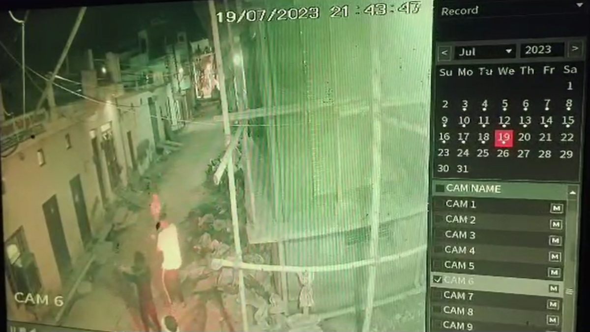 प्रेमिका के घर ताबड़तोड़ फायरिंगः बाइक सवारों ने चलाई गोलियां, आरोपी BJP पार्षद का बेटा, वारदात कैमरे में कैद