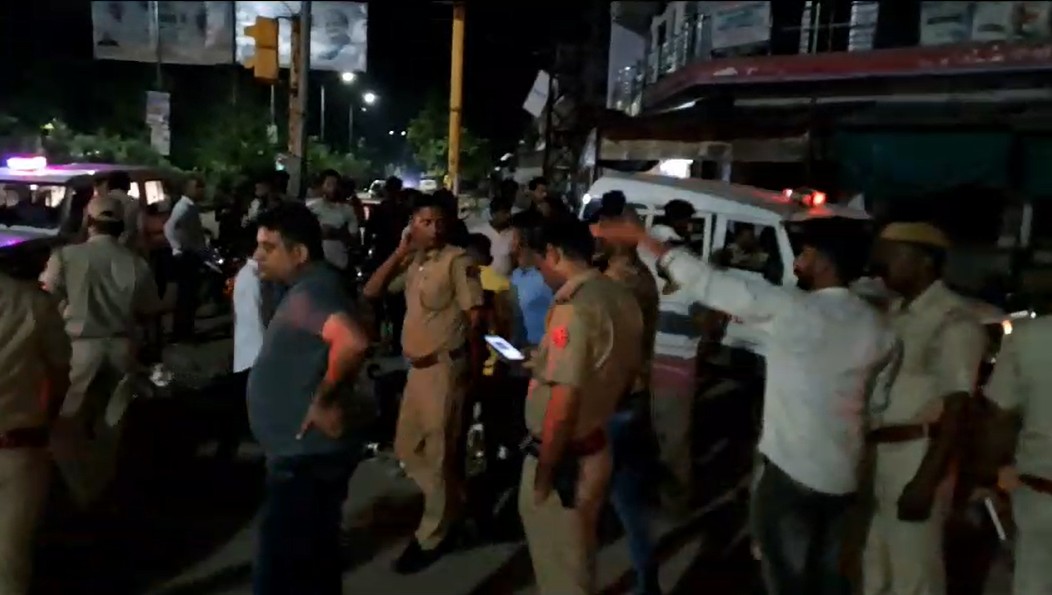 MP में बदमाशों के हौसले बुलंदः विवाद सुलझाने गए ASI का अपहरण, पुलिस ने पीछा किया तो रास्ते में छोड़ भागे, वाहन जब्त