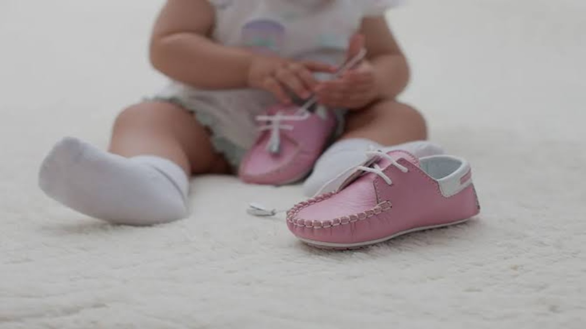 अपने बच्चे के लिए पहली बार खरीद रहे हैं जूते, तो इन बातों का जरूर रखें ख्याल, जिससे उनके नन्हे-नाजुक पैरों में न हो किसी तरह की इरिटेशन …