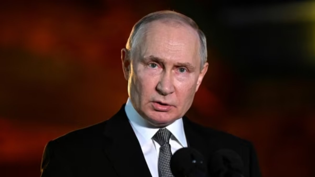 BREAKING : रूस राष्ट्रपति पुतिन को पड़ा दिल का दौरा! जंग पर पड़ सकता है असर…