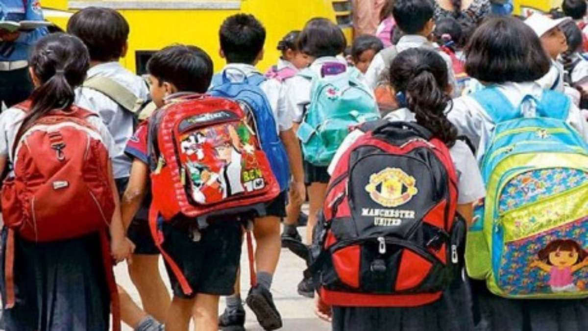 राजधानी के स्कूलों में छुट्टी घोषित: कई जगह लगेंगी ऑनलाइन क्लासेस, ड्राइवरों की हड़ताल की वजह से लिया फैसला