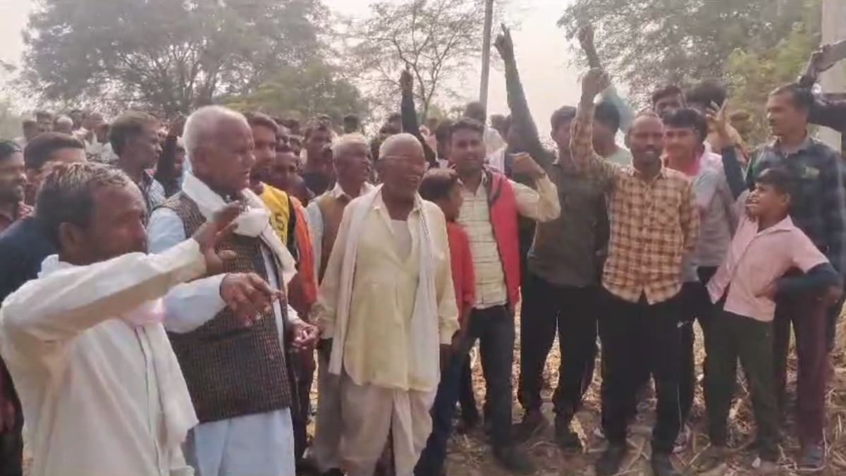 Madhya Pradesh Election Voting: यहां के ग्रामीणों ने किया मतदान का बहिष्कार, तहसीलदार की भी नहीं मानें मतदाता