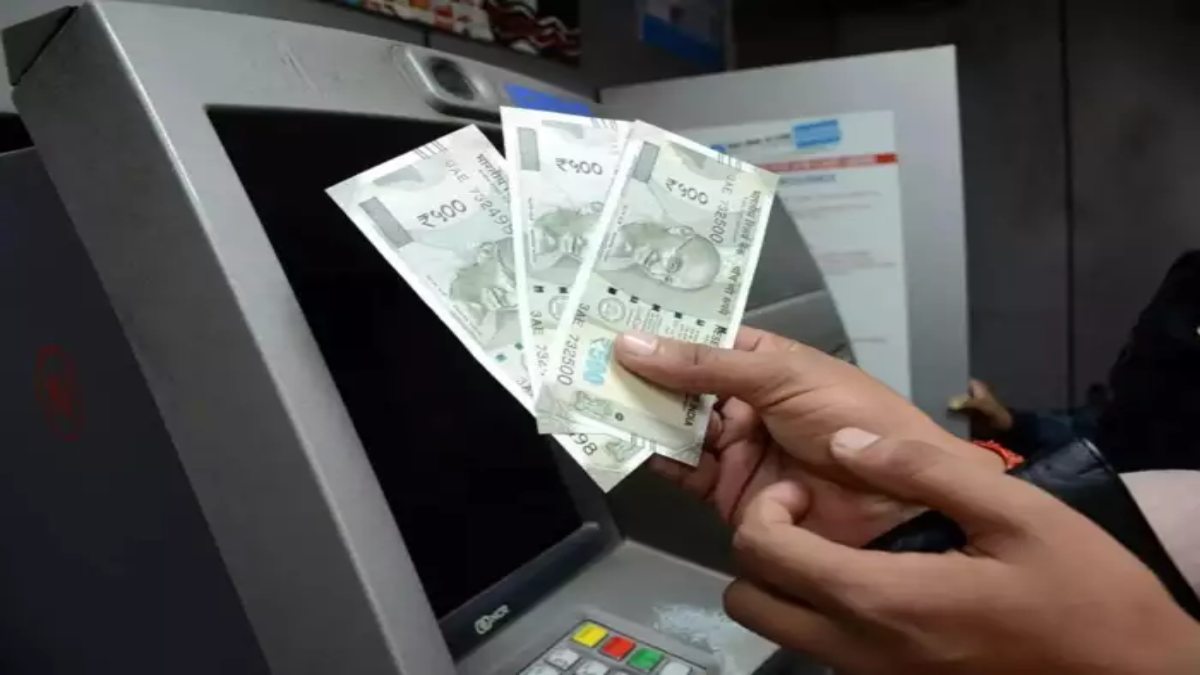 Cash Withdrawal Without Card: अब बिना कार्ड के भी ATM से निकाल सकेंगे कैश, इस आसान प्रोसेस को करें फॉलो