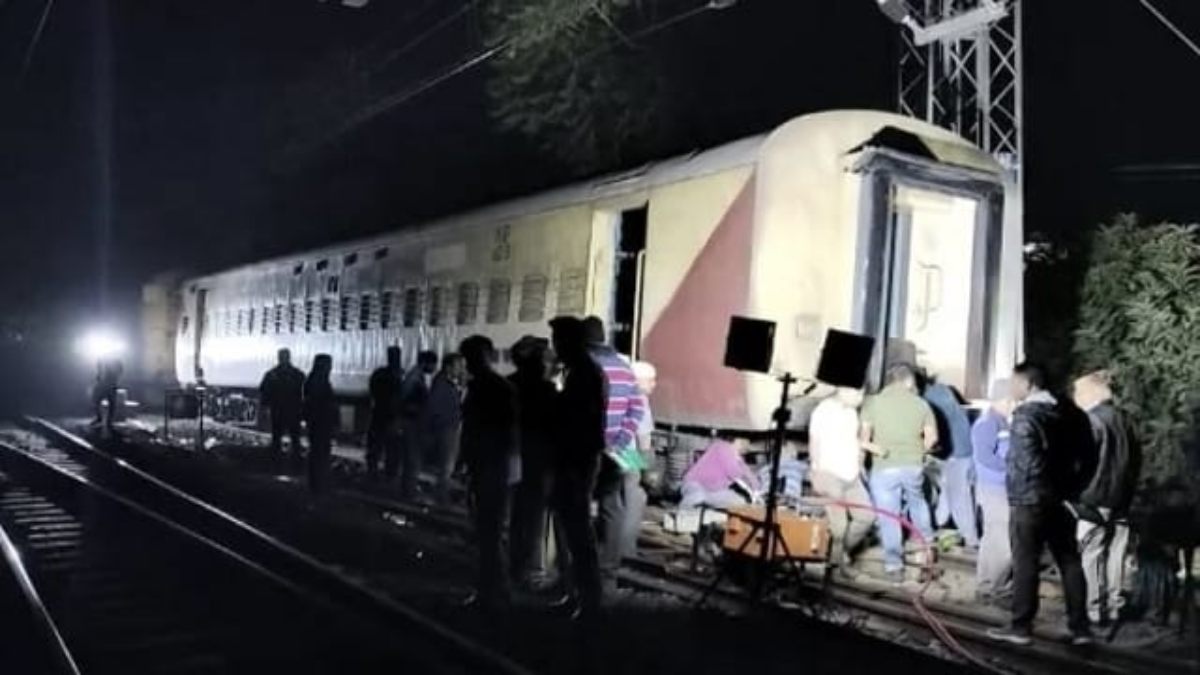 Odisha News : डिरेल हुई जम्मू तवी एक्सप्रेस, मौके पर पहुंचे रेलवे कर्मचारी