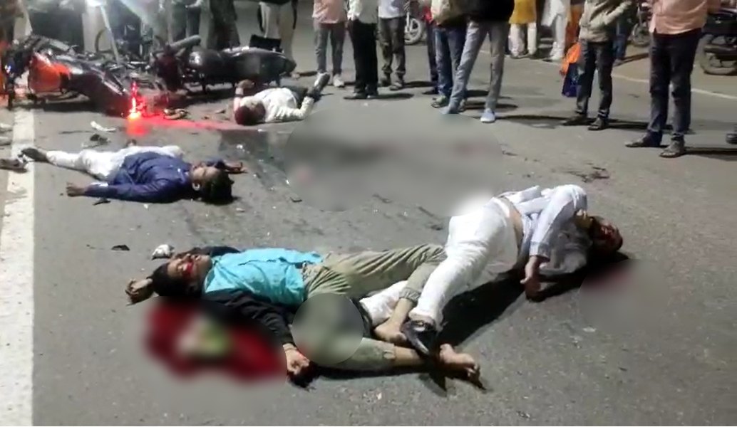 MP सड़क हादसाः सिगंरौली में दो बाइक में सीधी भिड़ंत से एक मौत 3 घायल, मुरैना में करेंट से नाबालिग की मौत