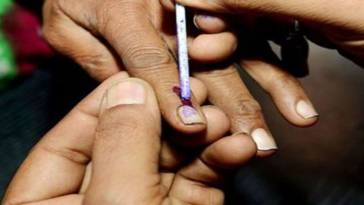 Madhya Pradesh Election 2023: इस विधानसभा में फर्जी मतदान का आरोप, माहौल बिगड़ते देख पुलिस ने संभाला मोर्चा