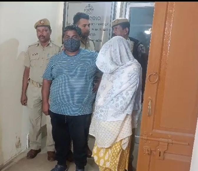 ओडिशा के बंटी-बबली गिरफ्तार… ऐसे बनाया 100 से ज्यादा लोगों को 40 करोड़ की ठगी का शिकार