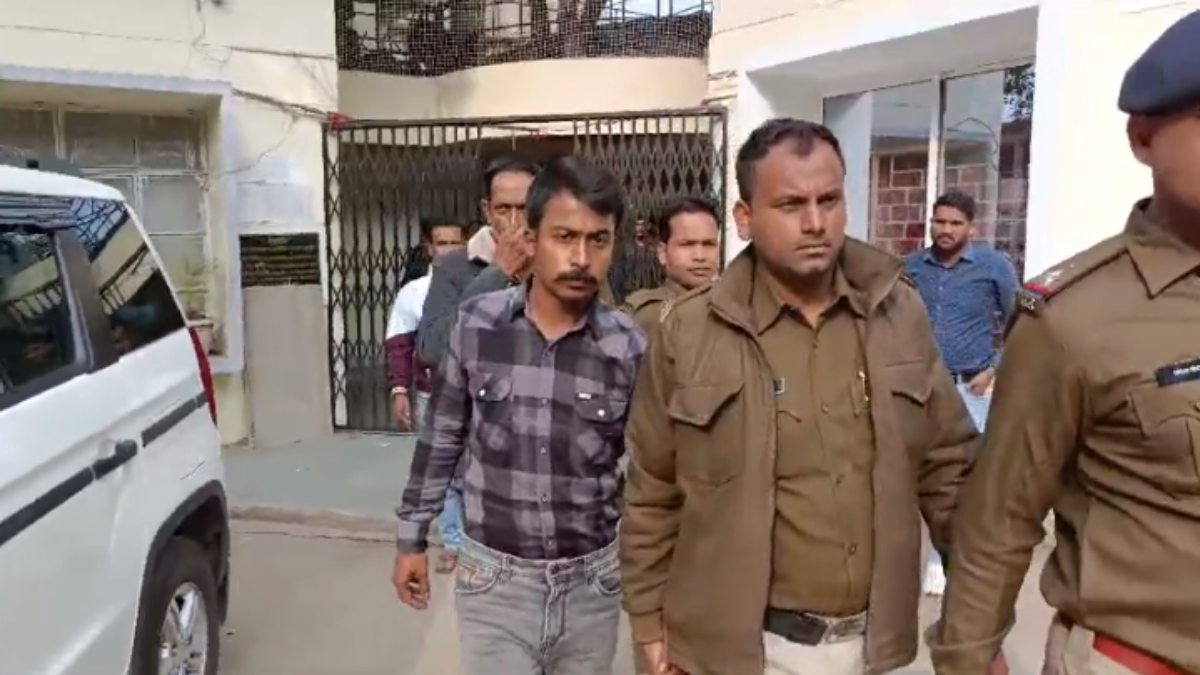 Indore Crime: 14 लाख लूट का मामला, पुलिसकर्मियों का एक और साथी गिरफ्तार, लूट की रकम से खरीद ली थी कार
