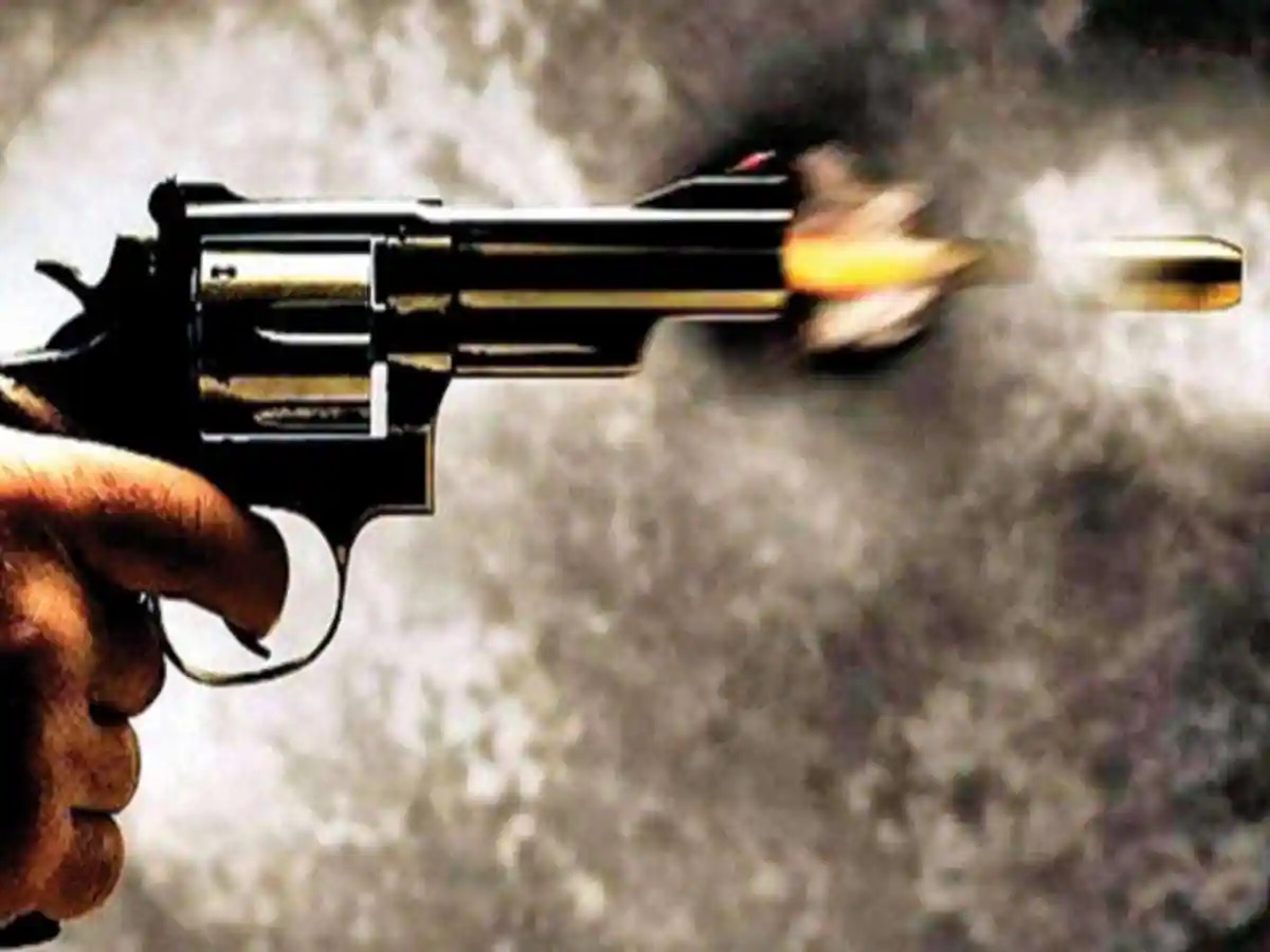 Punjab News : सांसद के घर में चली गोली, सुरक्षाकर्मी की मौत