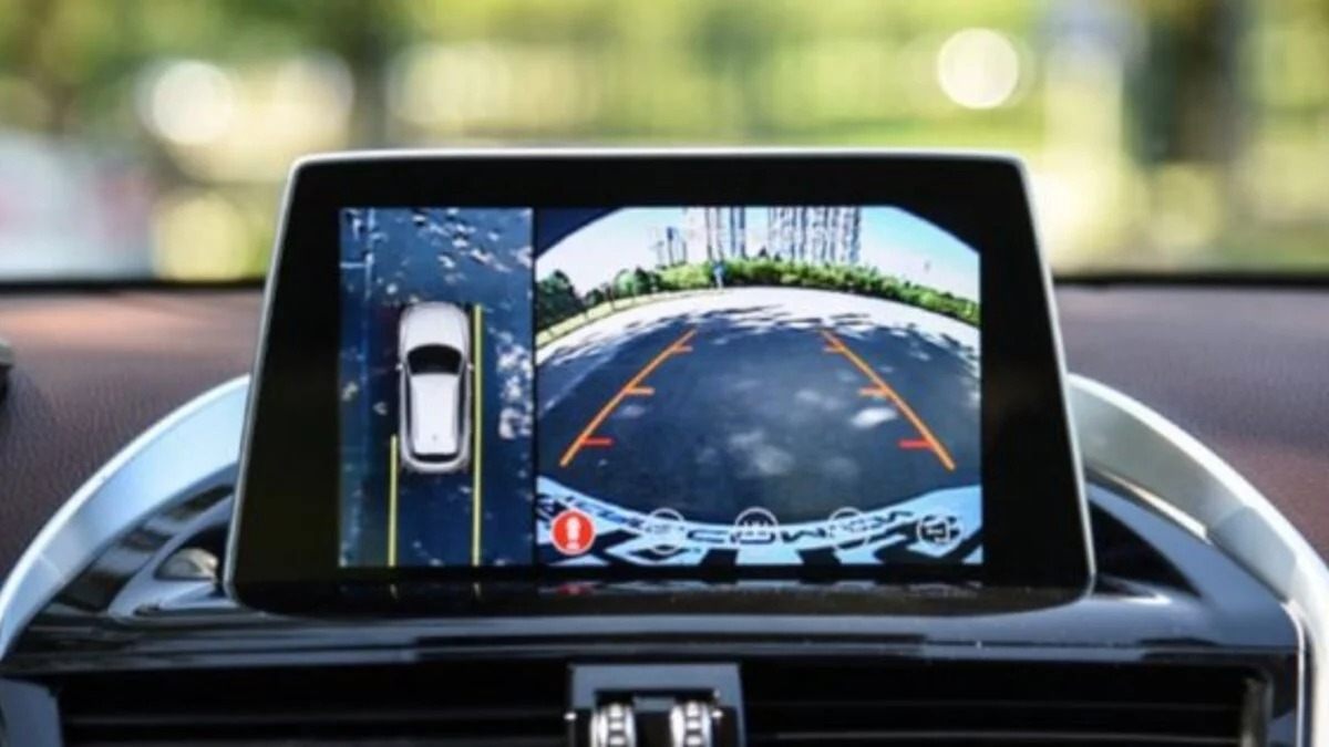 360 Degree Car Camera : कार में कैसे काम करती है 360 डिग्री कैमरा और कितना फायदेमंद है यह फीचर