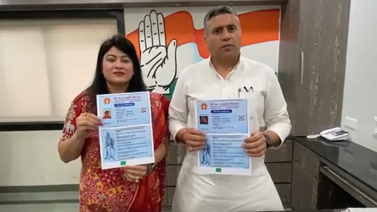 MP कांग्रेस के पहले नेता जो जाएंगे अयोध्या: पत्नी संग प्राण प्रतिष्ठा में होंगे शामिल, वीडियो जारी कर किया ऐलान, दिग्विजय सुंदरकांड पाठ में होंगे शामिल