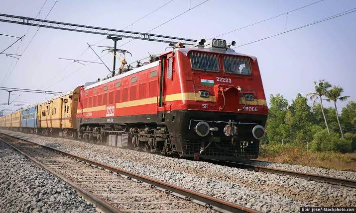 पुरी-सोनेपुर साप्ताहिक एक्सप्रेस ट्रेन को हरी झंडी दिखाएंगे पीएम मोदी, जानें समय और स्टॉपेज