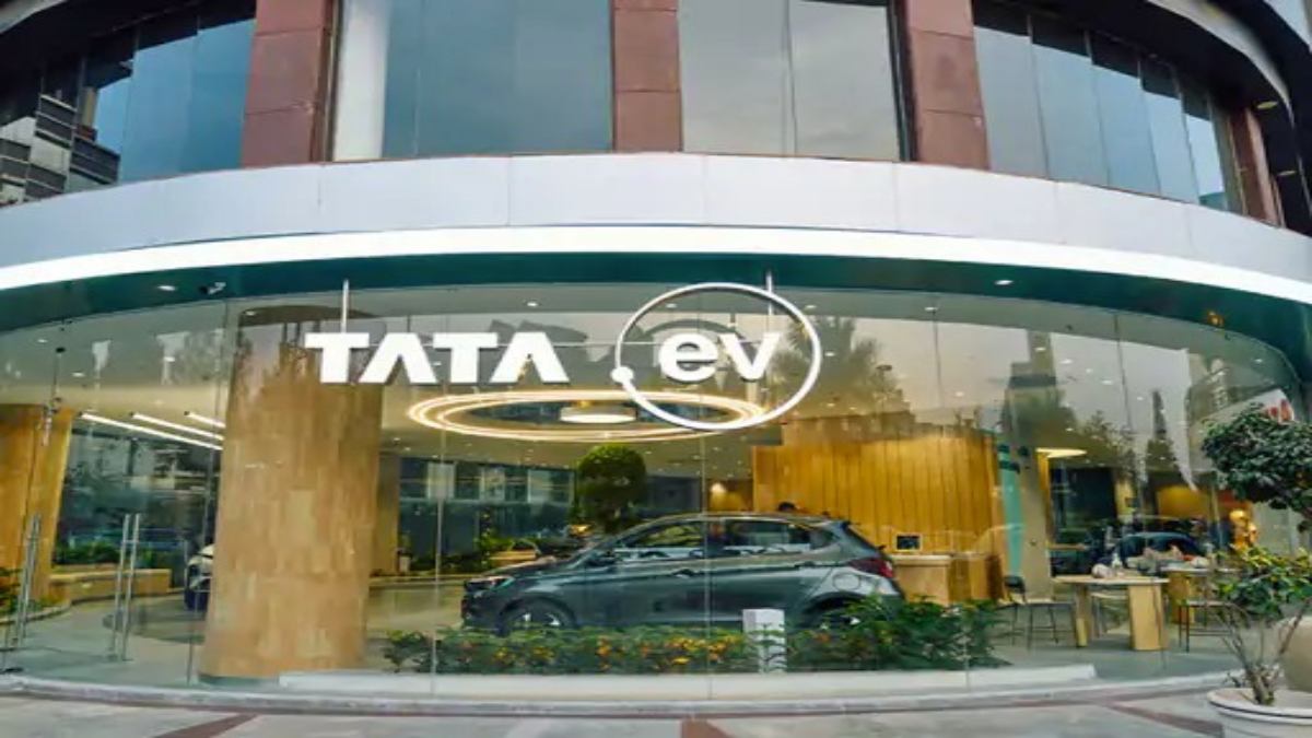 Tata Electric Vehicle Unit IPO: Tata ग्रुप कर रहा IPO लाने की तैयारी, जानिए कितने हजार करोड़ जुटाने का प्लान?