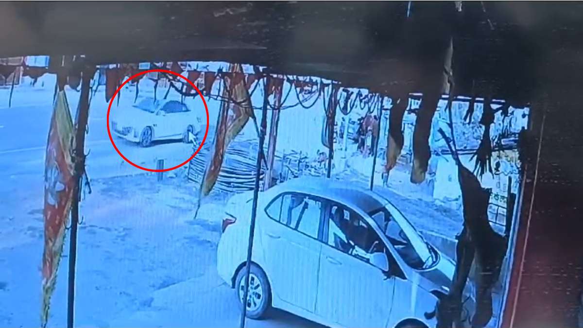 ‘ASP साहब… बकरा जल्दी खोजिए’: लग्जरी कार से चोर उठा ले गए भाजपा नेता का बकरा, स्पेशल टीम बनाकर खोज रही पुलिस, देखें चोरी का VIDEO…