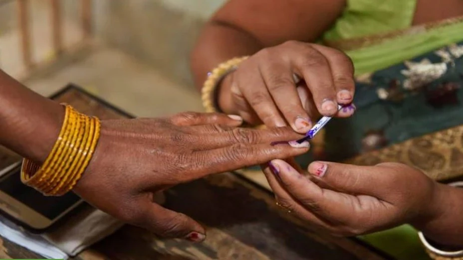 Rajasthan Loksabha Election: अब तक 73,248 बुजुर्ग और दिव्यांग मतदाताओं ने घर से ही किया मतदान