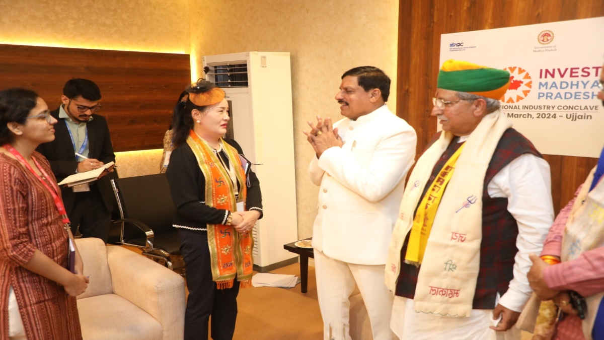 Regional Industry Conclave 2024: CM डॉ मोहन यादव ने बिजनेसमैन से की वन-टू-वन चर्चा,10 देशों के 250 उद्योगपतियों ने दिखाई रुचि, केंद्रीय मंत्री मेघवाल भी हुए कार्यक्रम में शामिल