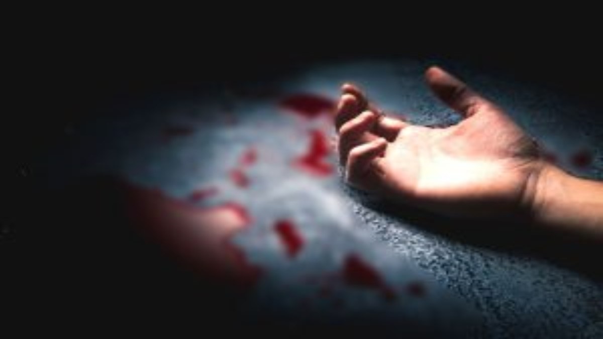 युवक की बेरहमी से हत्या: सिर कुचलकर उतारा मौत के घाट, हाथ-पैर बंधा मिला शव