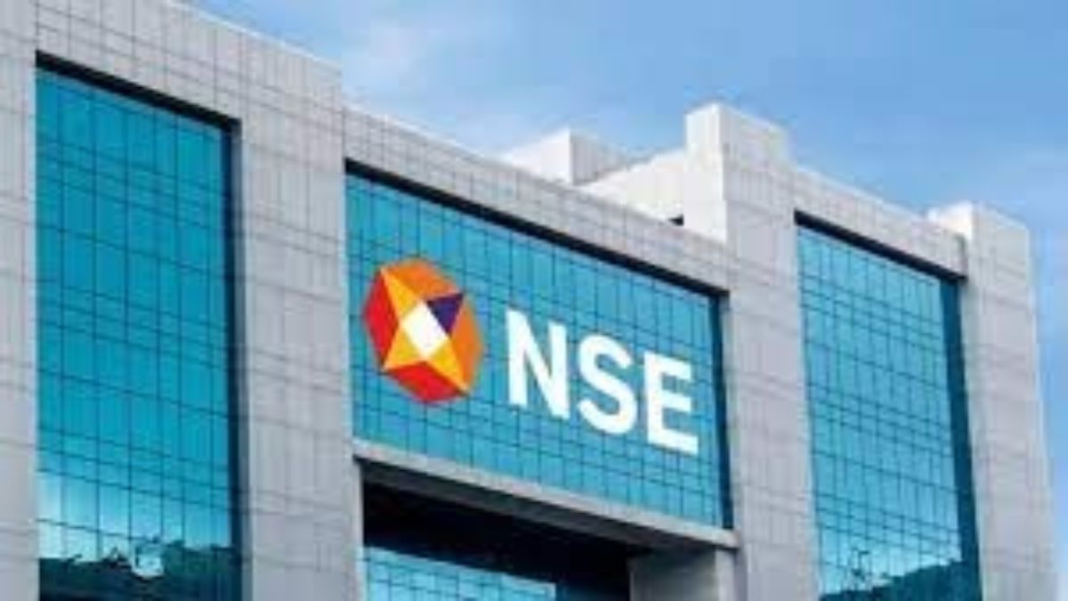 NSE Revises Lot Size Update : NSE ने बड़े पैमाने पर शेयर्स के लॉट साइज में किया बदलाव, जानिए कब से होगा लागू