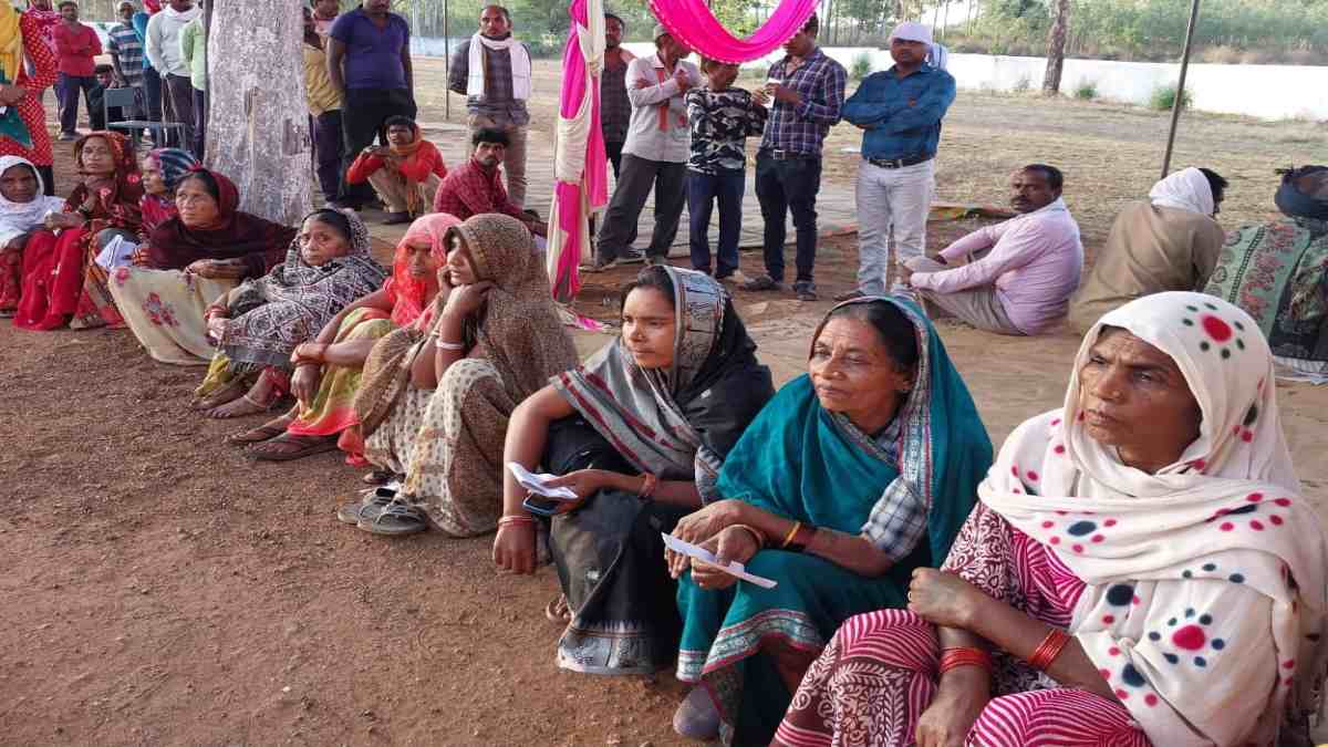 Lok sabha election 2024: मध्यप्रदेश की 6 सीटों पर मतदान शुरू, पोलिंग बूथों पर वोटर्स की लंबी कतार, सुरक्षा के पुख्ता इंतजाम