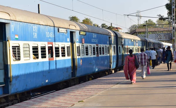 गर्मियों में 9 महत्वपूर्ण स्टेशनों पर किफायती भोजन उपलब्ध कराएगा ईस्ट कोस्ट रेलवे