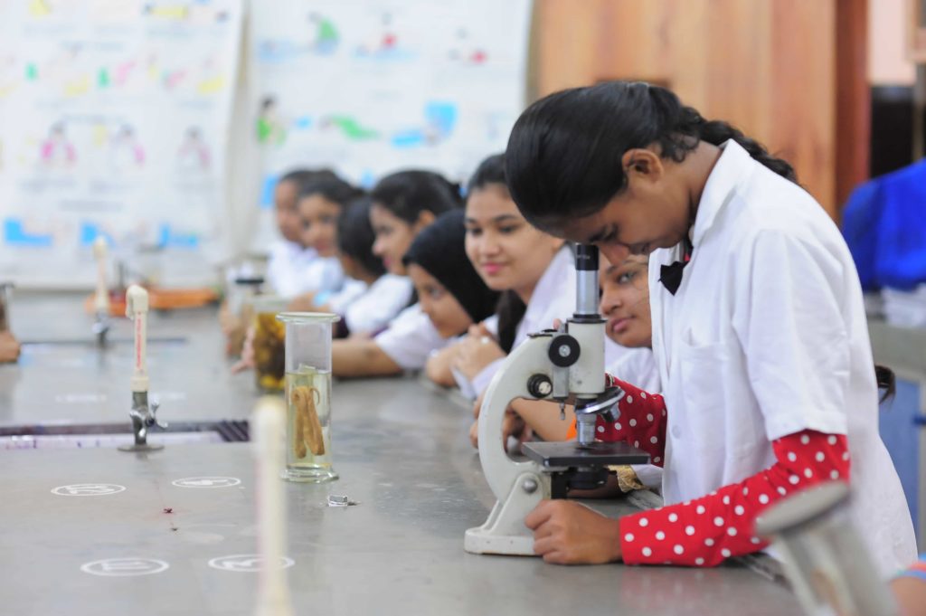 Rajasthan News: छात्रों के बेहतर भविष्य के लिए अब उन्हें दी जाएगी वोकेशनल शिक्षा