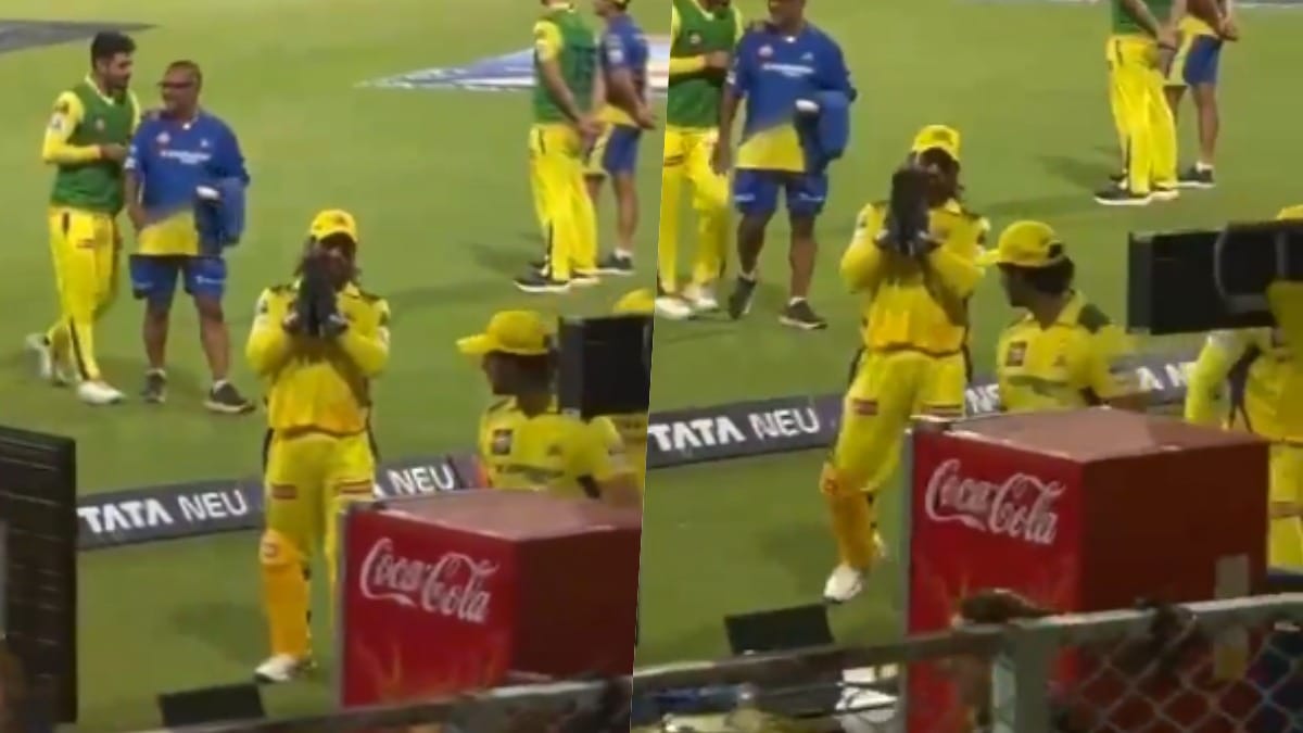VIDEO: 8 विकेट से करारी हार के बाद MS Dhoni ने किसके सामने जोड़े हाथ ?