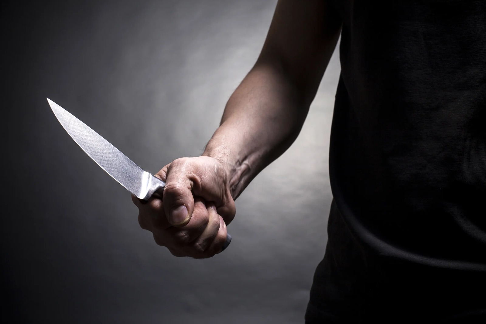 केंद्रापड़ा में पान नहीं देने पर युवक को 16 बार चाकू मार कर हत्या