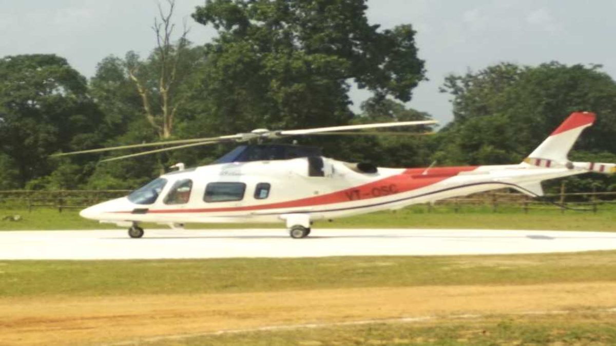 BREAKING: राहुल गांधी के हेलीकॉप्टर का फ्यूल खत्म, नहीं भर सका उड़ान