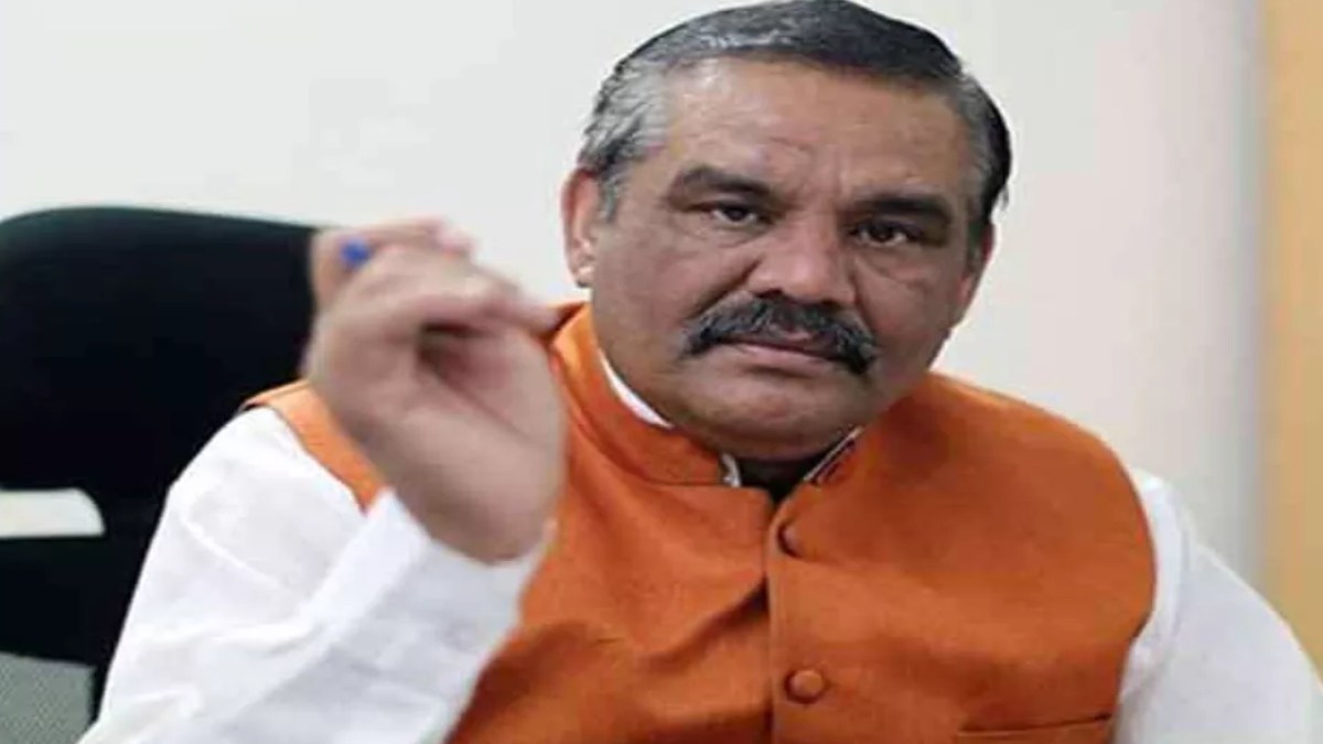 Punjab News : होशियारपुर से टिकट न मिलने से भाजपा नेता विजय सांपला नाराज, पार्टी के दबाव में समर्थकों की बैठक की रद्द