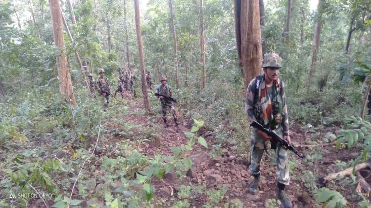 Naxalite Encounter Update : मुठभेड़ में 29 नक्सली मारे गए, सभी के शव बरामद, सर्चिंग जारी