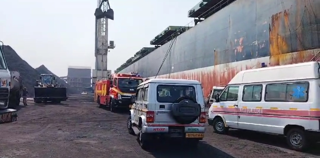 ओडिशा के पारादीप बंदरगाह पर जहाज के अंदर मृत पाया गया मजदूर