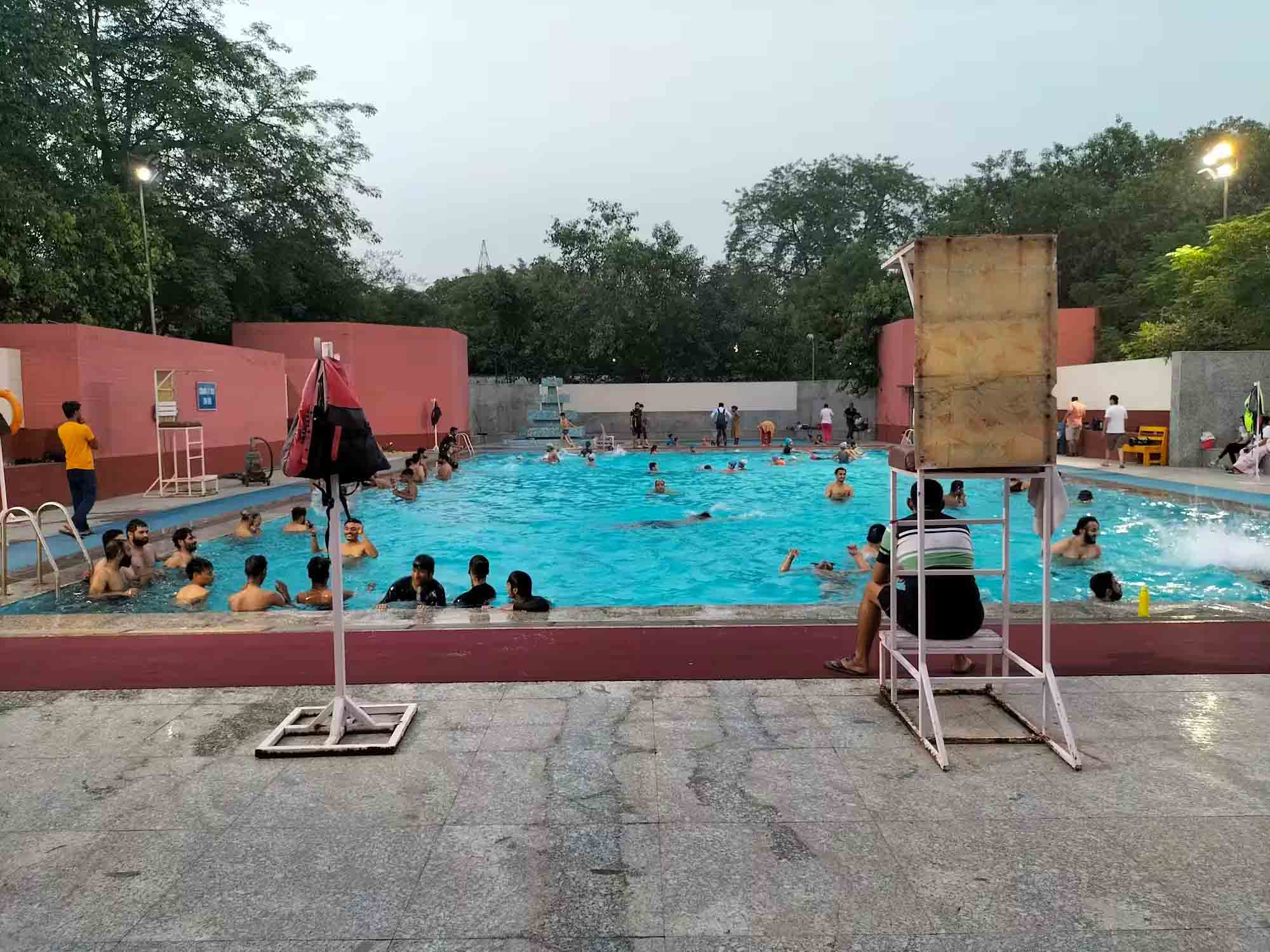 DDA के स्पोर्ट्स कॉम्प्लेक्स में स्विमिंग पूल खुले