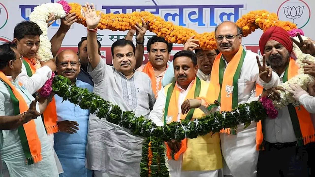लोकसभा चुनाव 2024 : दिल्ली में केंद्रीय मंत्री नितिन गडकरी ने रामवीर सिंह बिधूड़ी के लिए मांगे वोट