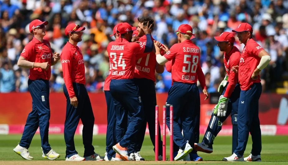 T20 World Cup 2024: इंग्लैंड ने टी20 वर्ल्ड कप के लिए किया टीम का ऐलान, खूंखार गेंदबाज की टीम में हुई वापसी