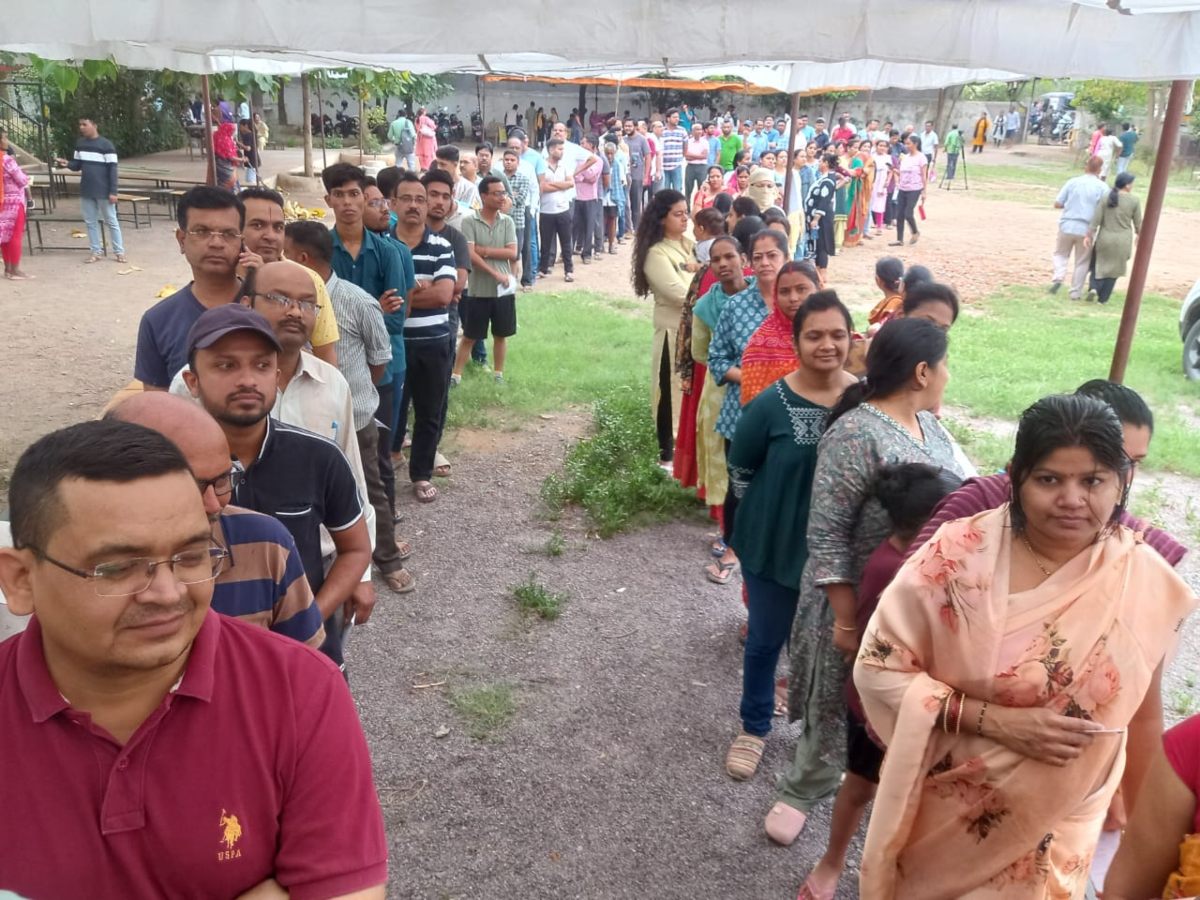 Lok Sabha Election 2024 Phase 3 Voting: सुबह 9 बजे तक 11% मतदान, बंगाल सबसे ज्यादा 16 फीसदी लोगों ने डाला वोट, जानिए आपके राज्य का क्या है हाल