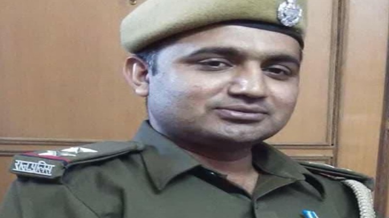 Rajasthan News: बाड़मेर में तैनात SI सरजील मलिक की सड़क हादसे में मौत