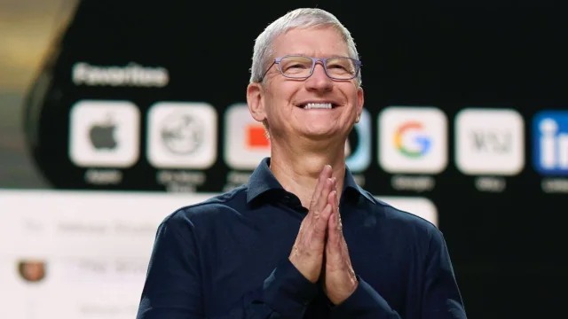 दुनियाभर में कम हुई iPhone की सेल, लेकिन भारत में डबल डिजिट ग्रोथ देख खुश हुए CEO टिम कुक