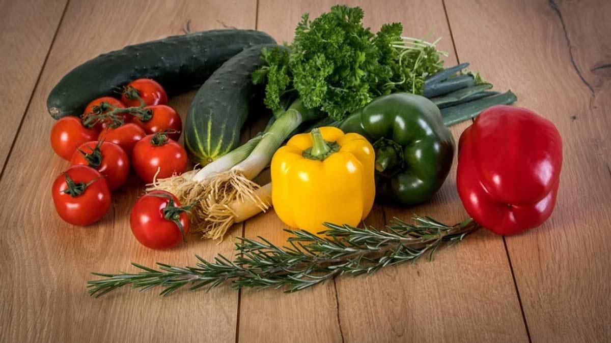 शरीर का तापमान बढ़ाने वाली इन 5 सब्जियों से रहे कोसों दूर, बिगड़ सकती है आपकी तबीयत…