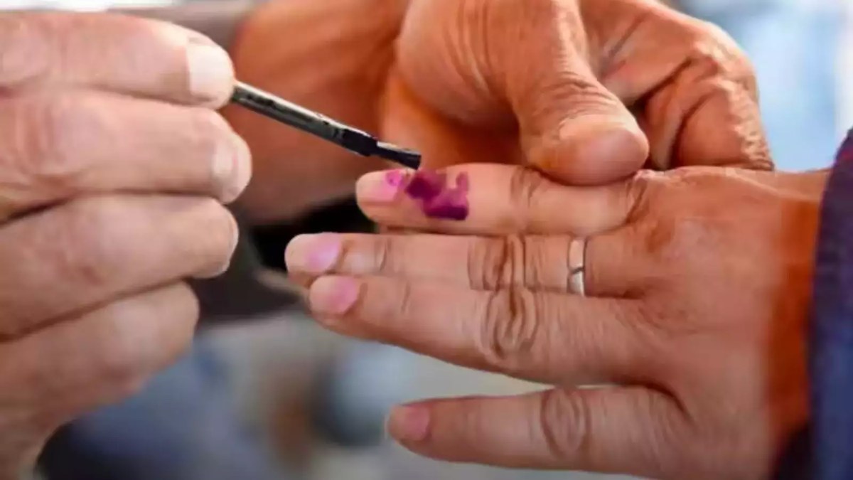 मतदान प्रतिशत बढ़ाने अनूठी पहल : उंगली में मतदान की स्याही दिखाओ, Multiplex में डिस्काउंट पाओ …