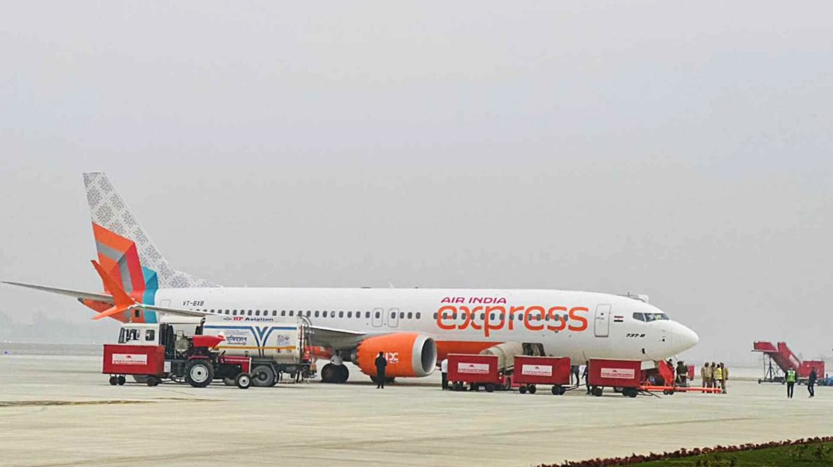 Air India Express का बड़ा एक्शन, एक साथ Sick Leave पर गए सभी कर्मचारियों को नौकरी से निकाला