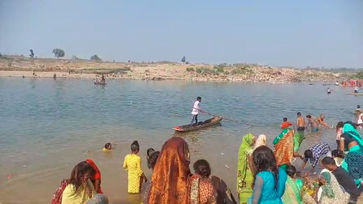 दर्दनाक हादसा: नर्मदा नदी में डूबने से सगे भाई-बहन की मौत, एक को बचाया